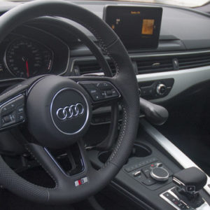 K5 EASY FIT σε Audi A4 — στεφάνη επιτάχυνσης