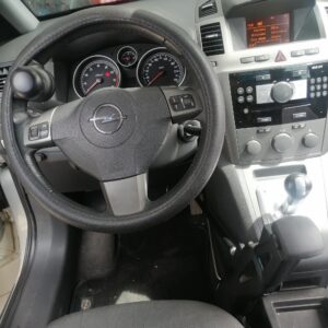 Εγκατάσταση συστήματος φρένου-γκαζιού EASY DRIVE & μπίλιας στο τιμόνι PV-197 σε Opel Zafira 2007 5 EASY DRIVE PV197 03