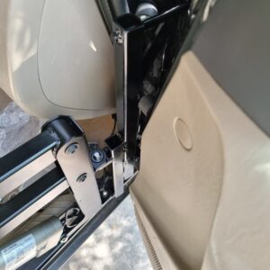 Εγκατάσταση ανυψωτήρα ατόμων KPL100 σε Ford Maverick 2008 3 KPL100 Ford Maverick 01 1