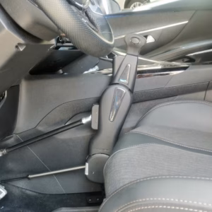 Εγκατάσταση συστήματος φρένου-γκαζιού push&pull EASY DRIVE σε Peugeot 3008 2024 4 EASY DRIVE Pegeuot 3008 02