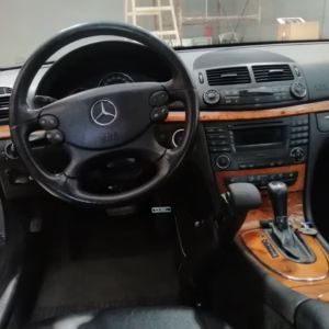Εγκατάσταση συστήματος φρένου-γκαζιού push&pull EASY DRIVE σε Mercedes E200 2008 5 EASY DRIVE Mercedes E200 2