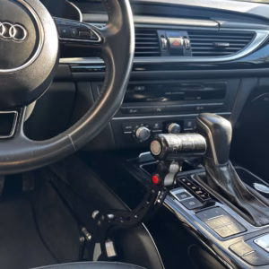 Εγκατάσταση συστήματος φρένου-γκαζιού PUSH&PULL SPEED & BRAKE σε Audi A6 2017 5 SPEED BRAKE AUDI A6 06